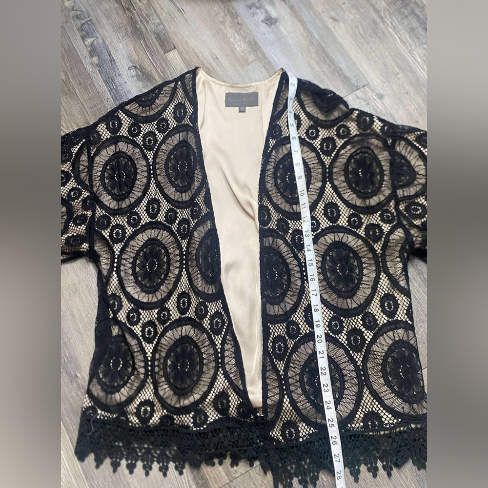 Anthropologie Sunday in Brooklyn Beautiful lace jacket with satin like fabric - Picture 5 of 10